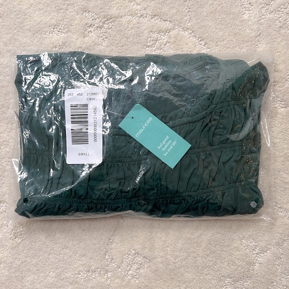 NWT Dark Green Maurices Long Sleeve Ruffle Rouched Top Detail - Picture 6 of 6